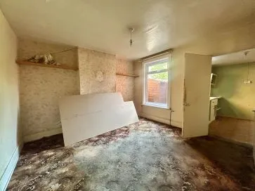 Property for Auction in East Anglia - 124 Cemetery Road, Ipswich, Suffolk IP4 2HR