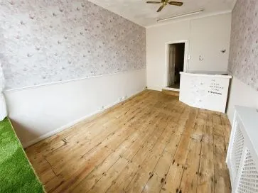 Property for Auction in East Anglia - 48 & 48a High Street, Lowestoft, Suffolk NR32 1HZ