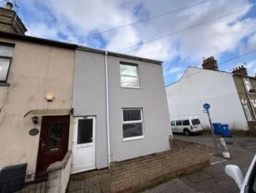 Property for Auction in East Anglia - 16 Salisbury Road, Lowestoft, Suffolk NR33 0HE