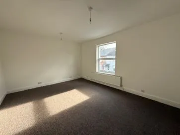 Property for Auction in East Anglia - 16 Salisbury Road, Lowestoft, Suffolk NR33 0HE