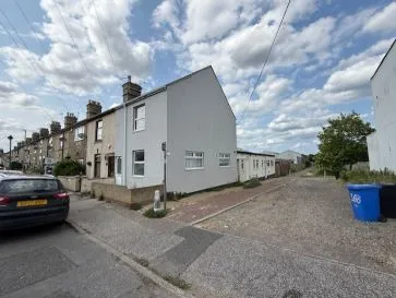 Property for Auction in East Anglia - 16 Salisbury Road, Lowestoft, Suffolk NR33 0HE