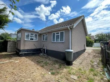 Property for Auction in East Anglia - 4 Cottesmore Close, Canvey Island, Essex SS8 0EA