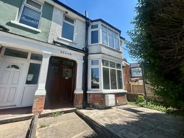 Property for Auction in East Anglia - 1 Drury Road, Colchester, Essex CO2 7UZ