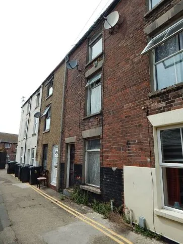 Property for Auction in East Anglia - 4 Stanley Terrace, Middle Market Road, Great Yarmouth, Norfolk NR30 2EG