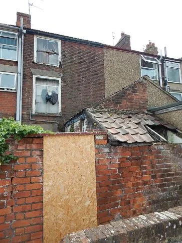 Property for Auction in East Anglia - 4 Stanley Terrace, Middle Market Road, Great Yarmouth, Norfolk NR30 2EG