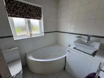 Property for Auction in East Anglia - 6 Wansford Road, Yarwell, Peterborough, Cambridgeshire PE8 6PN
