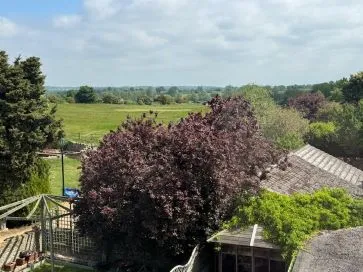 Property for Auction in East Anglia - 6 Wansford Road, Yarwell, Peterborough, Cambridgeshire PE8 6PN