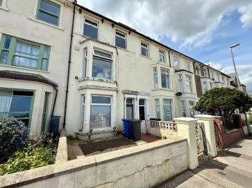 Property for Auction in East Anglia - 66 Pakefield Road, Lowestoft, Suffolk NR33 0HX