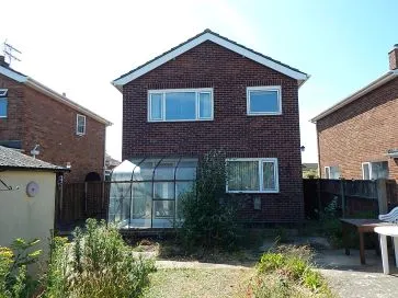 Property for Auction in East Anglia - 11 Bishops Walk, Lowestoft, Suffolk NR32 4JN