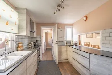 Property for Auction in East Anglia - Willowside, Brimbelow Road, Hoveton, Norwich, Norfolk NR12 8UJ