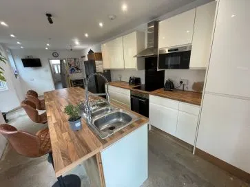 Property for Auction in East Anglia - 199 Elm Road, Leigh-On-Sea, Essex SS9 1SB