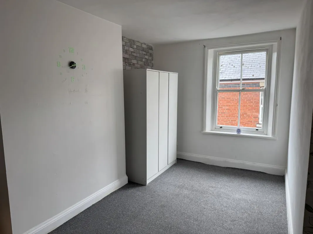 Boston, Lincolnshire, PE21 6PS - Online Auctions
