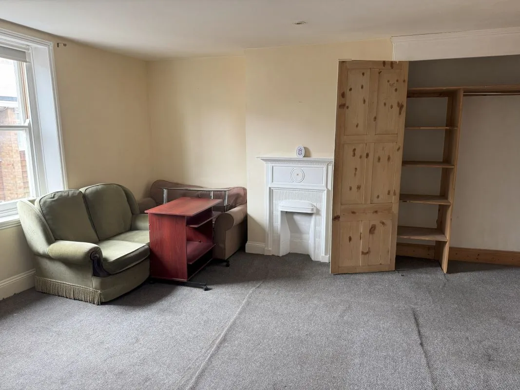 Boston, Lincolnshire, PE21 6PS - Online Auctions