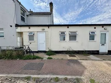 Property for Auction in East Anglia - 16 Salisbury Road, Lowestoft, Suffolk NR33 0HE