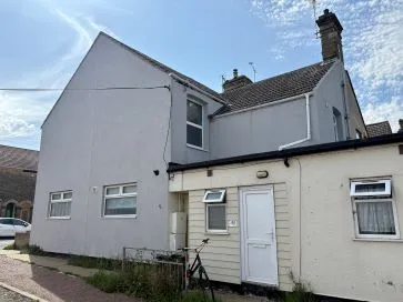 Property for Auction in East Anglia - 16 Salisbury Road, Lowestoft, Suffolk NR33 0HE