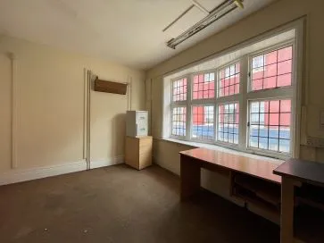 Property for Auction in East Anglia - 1 Howard Street North, Great Yarmouth, Norfolk NR30 1PD