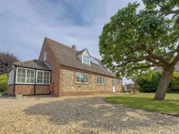 Property for Auction in East Anglia - Appletree Cottage, High Street, Thornham, Hunstanton PE36 6LY