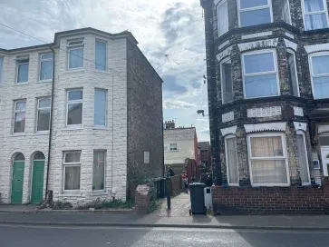 Property for Auction in East Anglia - 11 Lancaster Square, Great Yarmouth, Norfolk NR30 2JZ