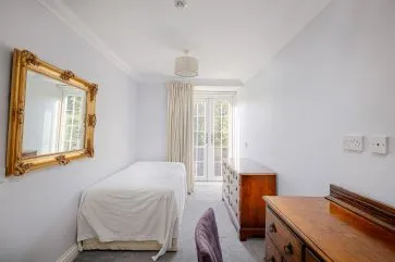 Property for Auction in East Anglia - Flat 43, Castle View, Hockerill Street, Bishop&apos;s Stortford, Hertfordshire CM23 2XR