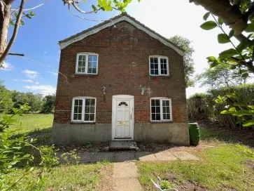 Property for Auction in East Anglia - Bridge Cottage, Loddon Road, Broome, Bungay, Norfolk NR35 2RJ