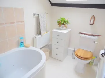 Property for Auction in East Anglia - Layby Cottage, Sutton Road, Four Gotes, Tydd, Wisbech, Lincolnshire PE13 5PH