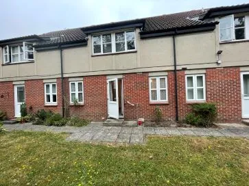 Property for Auction in East Anglia - Flat 3, Lucam Lodge, The Garners, Rochford, Essex SS4 1DS