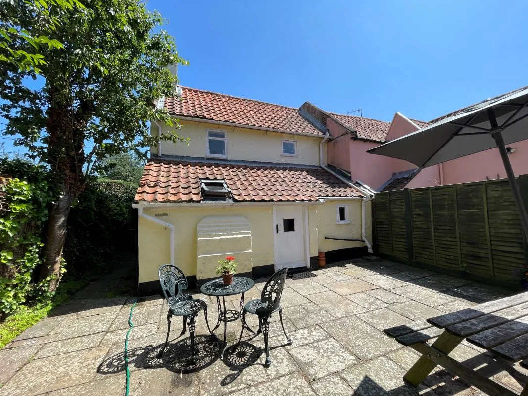 1 Hyde Park Corner, Woodbridge, Suffolk, IP12 2AZ - Online Auctions