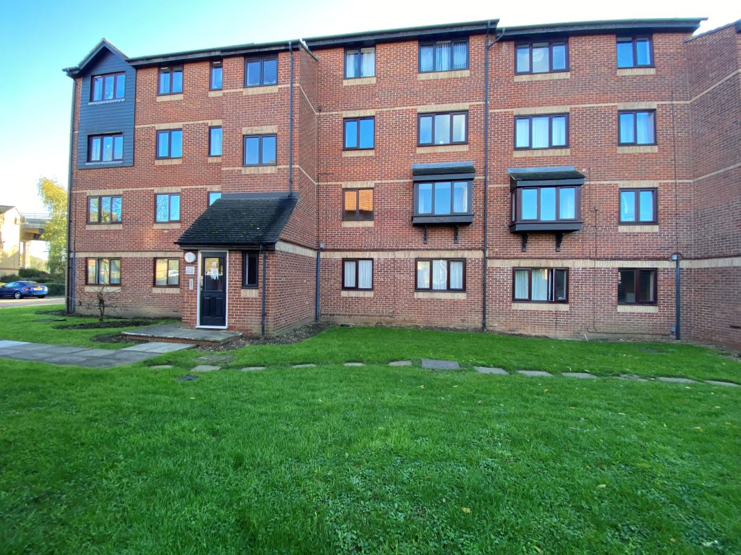 Waterville Drive, Vange, Basildon, Essex, SS16 4TY - Online Auctions