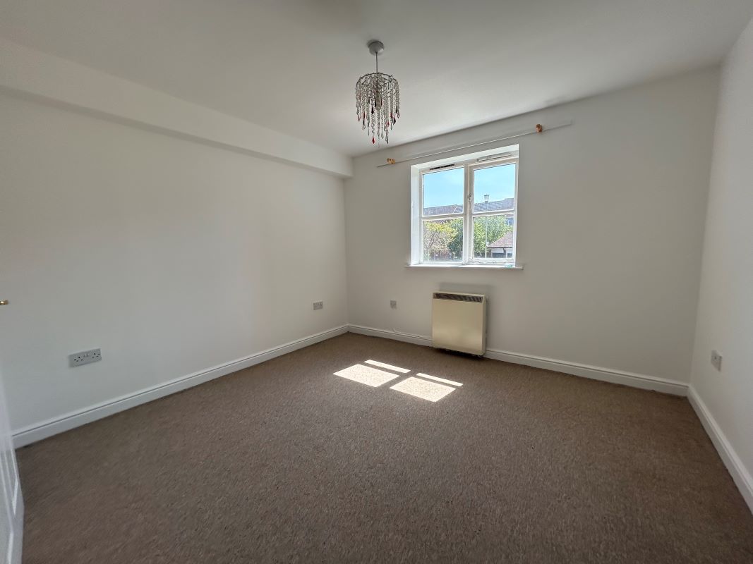 Ashford, Kent, TN24 0PZ - Online Auctions