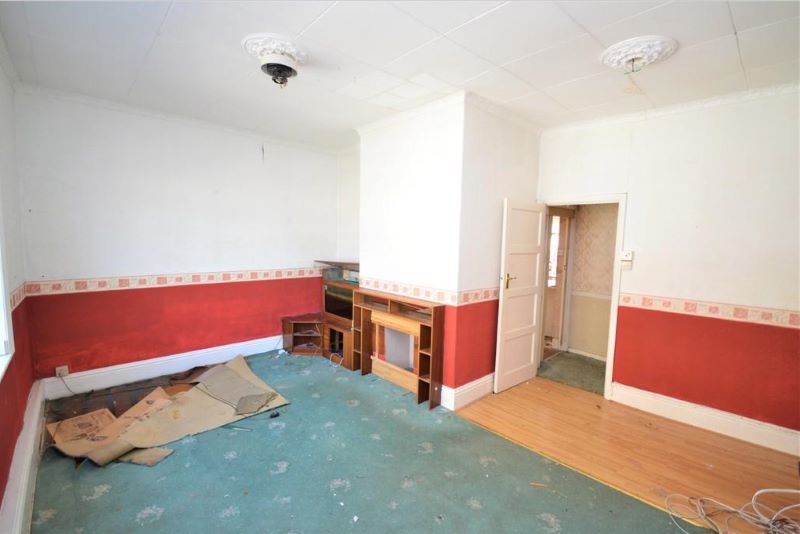 Shanklin, Isle of Wight, PO37 6JY - Online Auctions