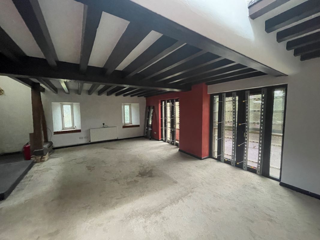 The Barn Foulmead Farm, Sandwich Road, Deal, Kent, CT14 0AS - Online Auctions