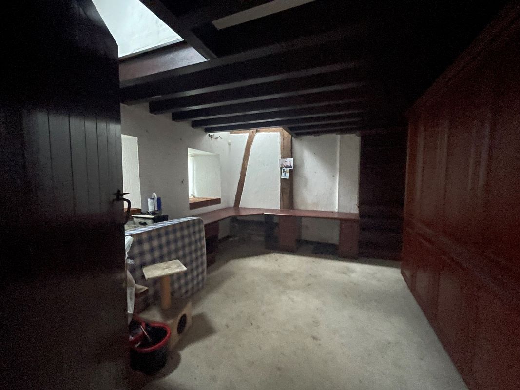 The Barn Foulmead Farm, Sandwich Road, Deal, Kent, CT14 0AS - Online Auctions
