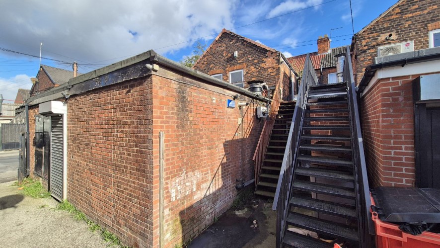 Property for Auction in Hull & East Yorkshire - 175-177 Newland Avenue, Hull, East Yorkshire