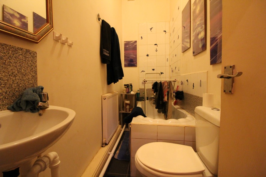Property for Auction in Hull & East Yorkshire - Flat 4, 110 Boulevard, Hull, East Yorkshire