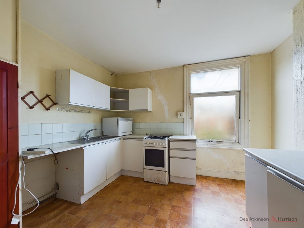 Tennyson Avenue, Bridlington, East Riding of Yorkshire, YO15 2EU - Online Auctions