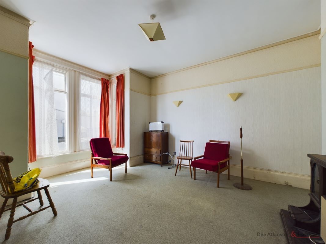 Tennyson Avenue, Bridlington, East Riding of Yorkshire, YO15 2EU - Online Auctions