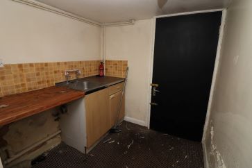 Property for Auction in Hull & East Yorkshire - 5 South Street, Scarborough, North Yorkshire