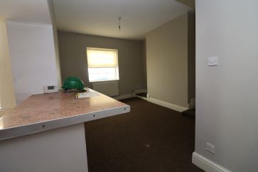 Property for Auction in Hull & East Yorkshire - 5 South Street, Scarborough, North Yorkshire