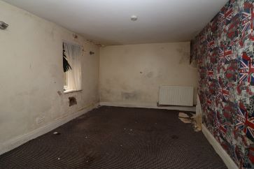 Property for Auction in Hull & East Yorkshire - 5 South Street, Scarborough, North Yorkshire