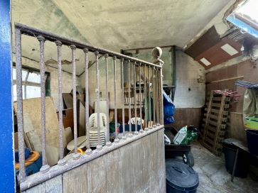 Property for Auction in Hull & East Yorkshire - The Pillars, 32 Westgate, Hornsea, East Yorkshire