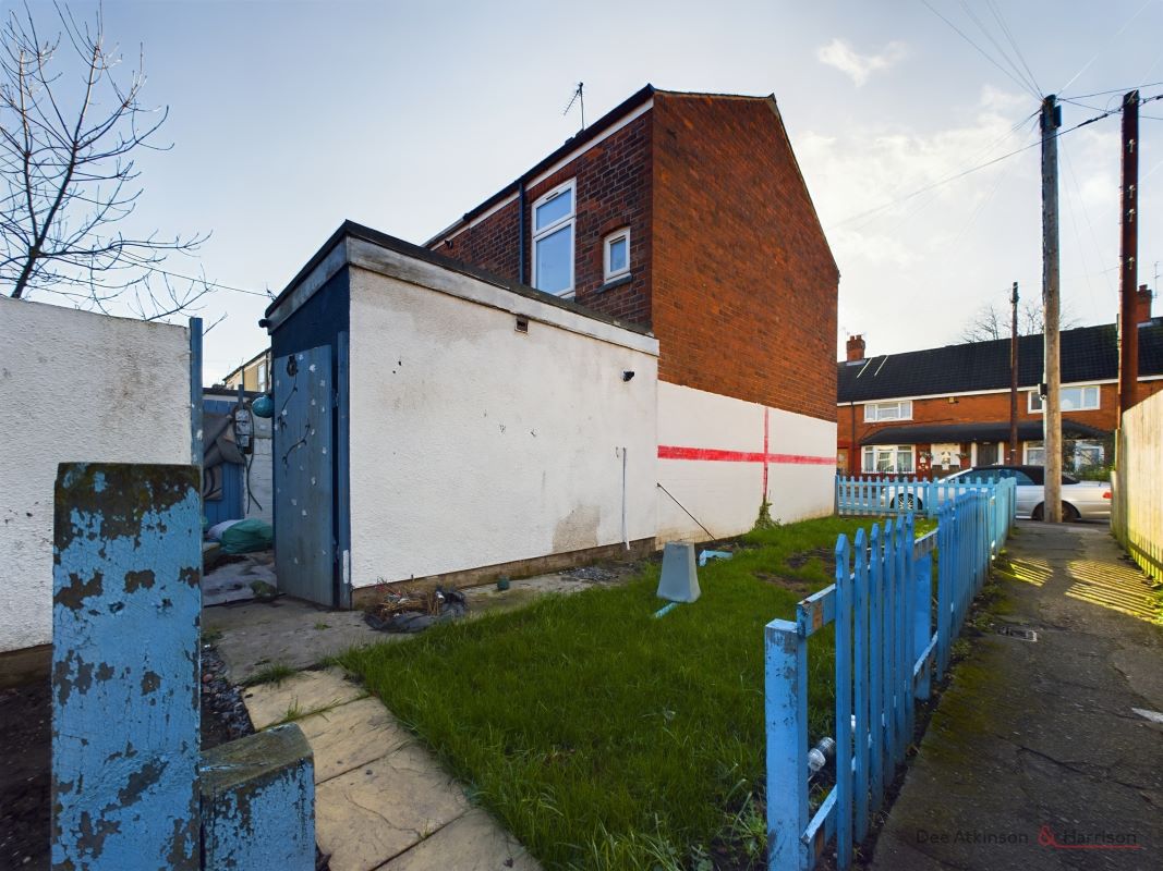 Barnsley Street, Hull, East Yorkshire, HU8 7SA - Online Auctions