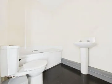 Property for Auction in Hull & East Yorkshire - 108 Cleethorpe Road, Grimsby, Lincolnshire