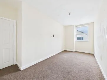Property for Auction in Hull & East Yorkshire - 108 Cleethorpe Road, Grimsby, Lincolnshire