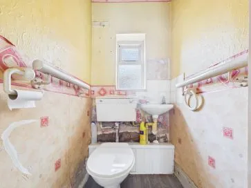 Property for Auction in Hull & East Yorkshire - 12 Station Avenue, Bridlington, East Yorkshire