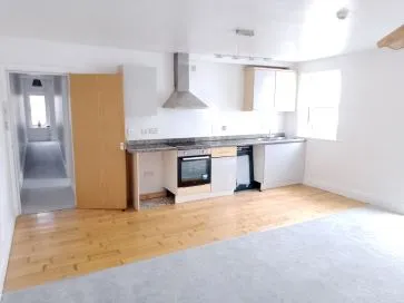 Property for Auction in Hull & East Yorkshire - Flat 7 Marine Court, Summerfield Road, Bridlington