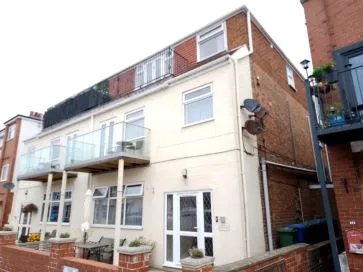 Property for Auction in Hull & East Yorkshire - Flat 7 Marine Court, Summerfield Road, Bridlington