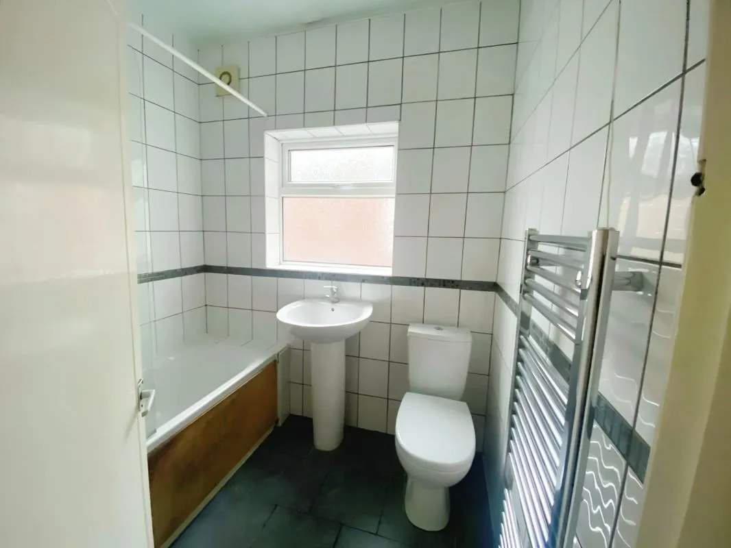 Jalland Street, Hull, East Yorkshire, HU8 8RA - Online Auctions