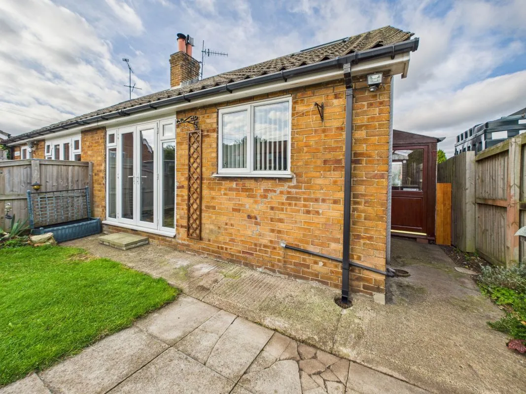 Adam Scarth, Main Street, Staxton, Scarborough, North Yorkshire, YO12 4RZ - Online Auctions