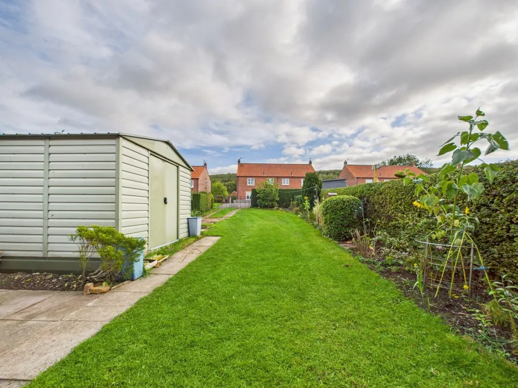 Adam Scarth, Main Street, Staxton, Scarborough, North Yorkshire, YO12 4RZ - Online Auctions