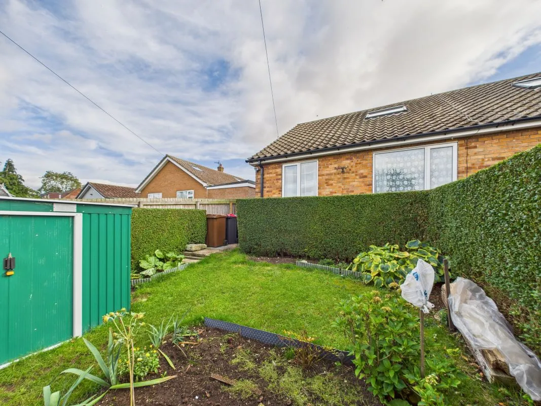 Adam Scarth, Main Street, Staxton, Scarborough, North Yorkshire, YO12 4RZ - Online Auctions